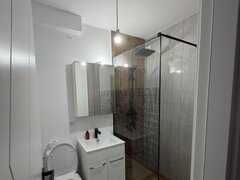 Vatra Luminoasa / et 5 /  renovat la cheie